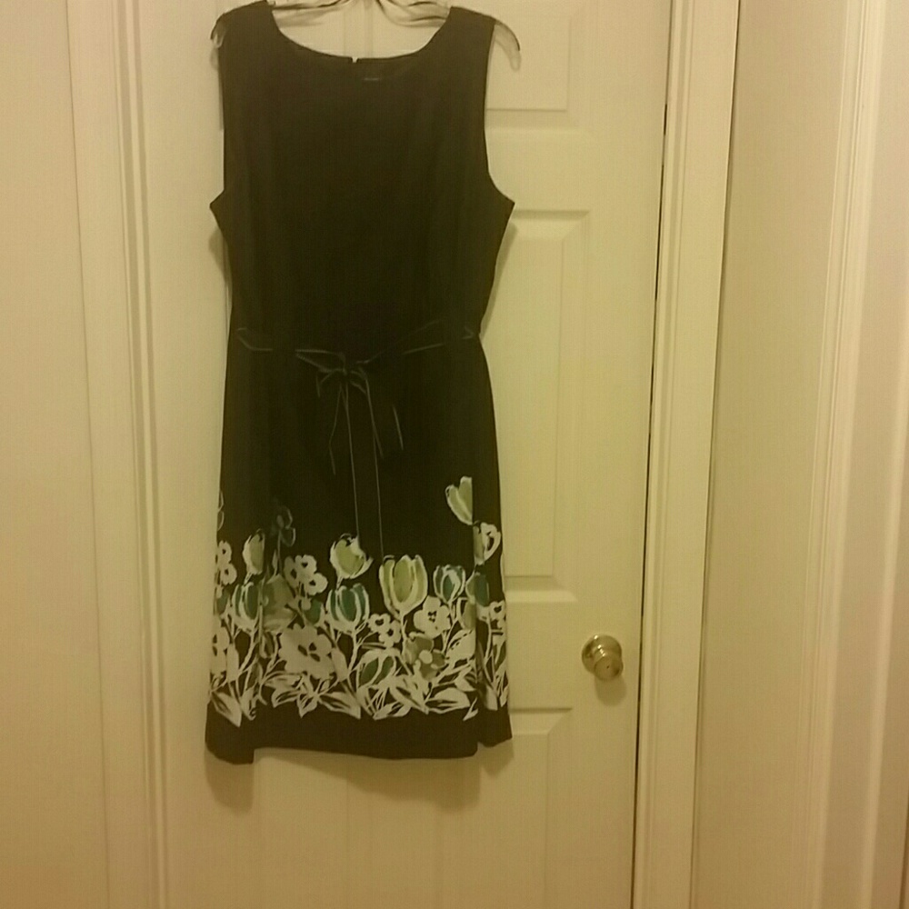 Sleeveless Dress